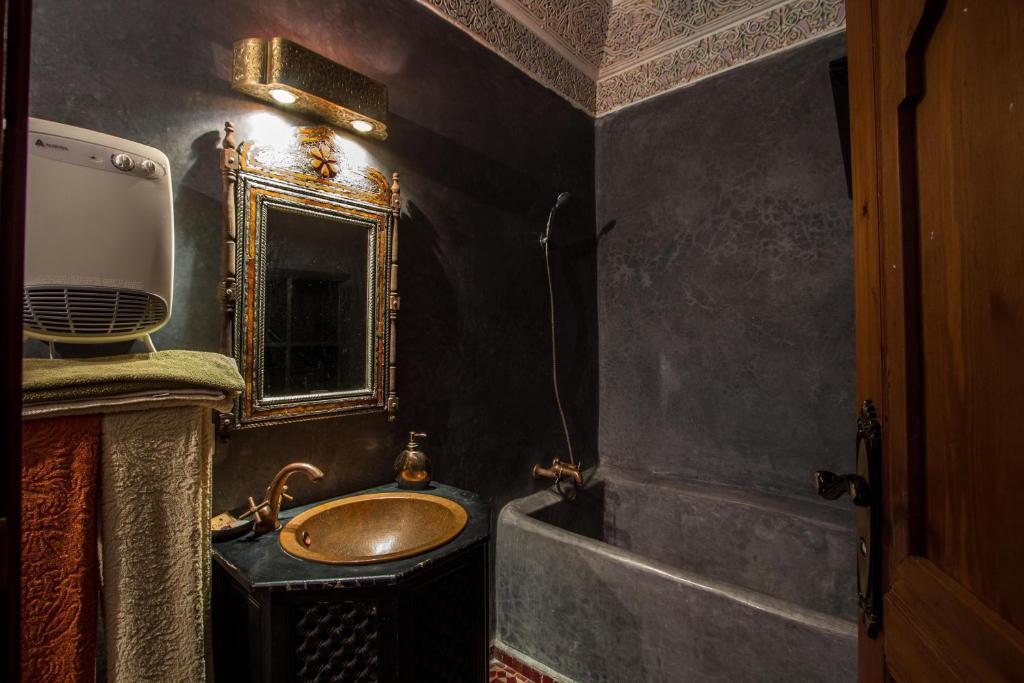 Riad Naila & Suite Fez Buitenkant foto